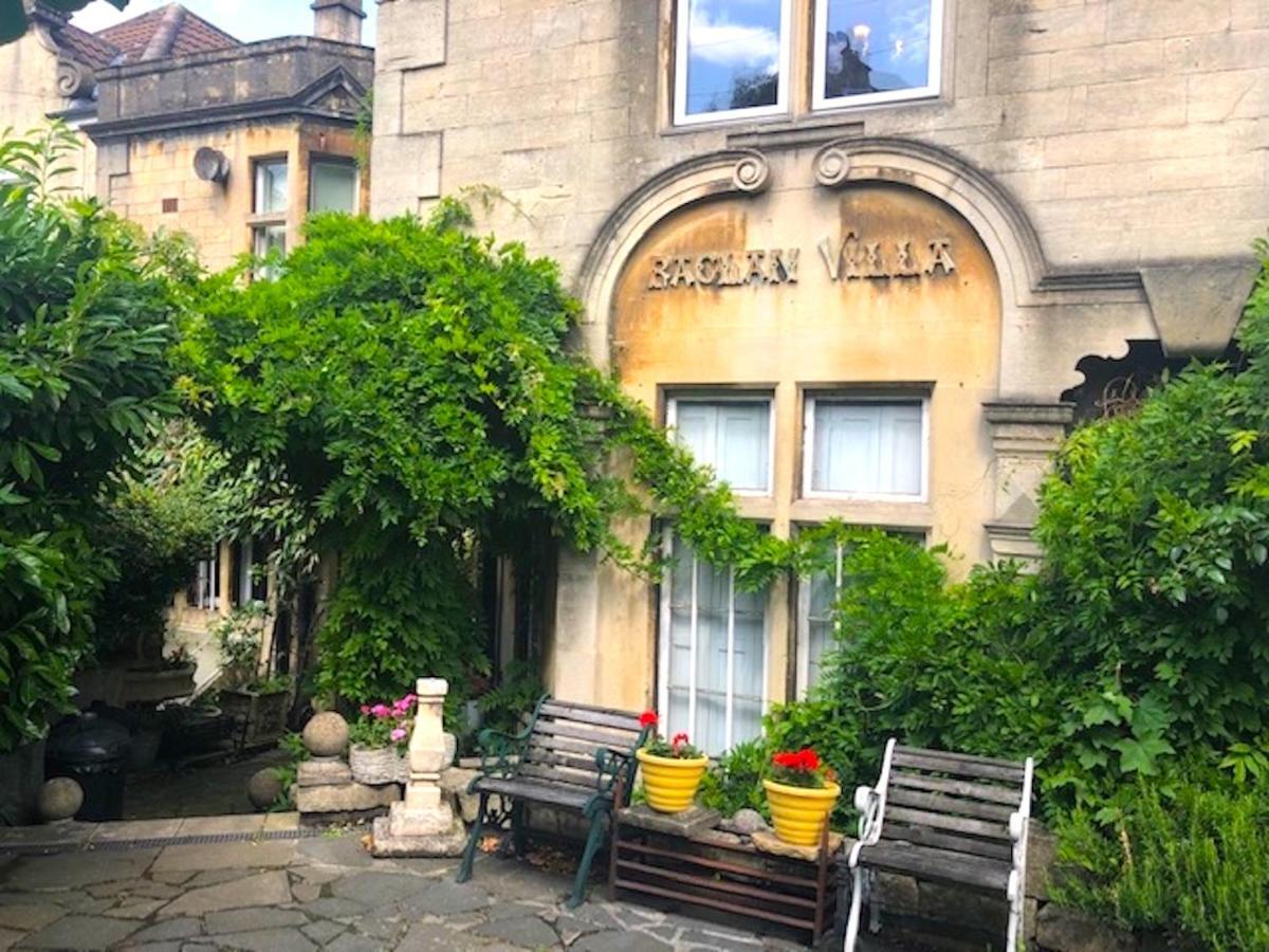 Lauras Townhouse Apartments Dressmakers Salon Bath Exterior foto